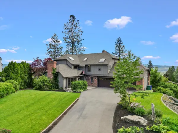 7814 E Woodview Dr, Spokane Valley, WA 99212