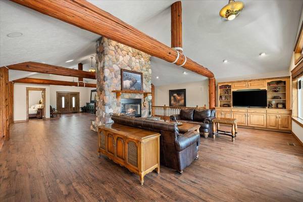 2218 E Sandy Beach Rd Elk, WA 99009