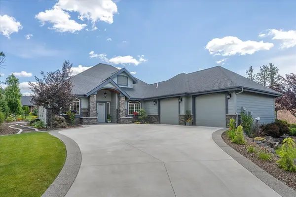 2124 E PEACHTREE Ct, Spokane, WA 99203