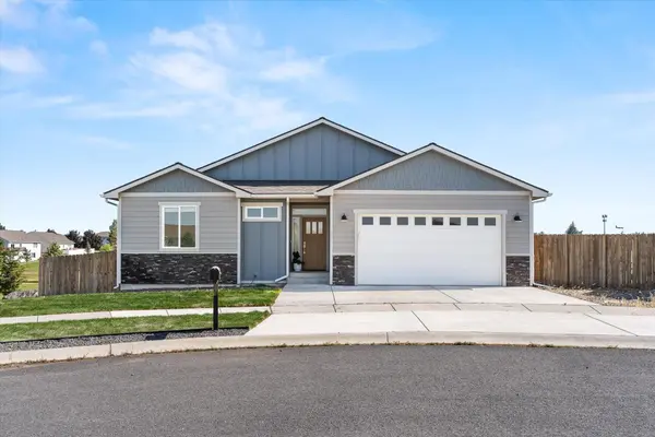 13615 W 8th Ct, Airway Heights, WA 99001
