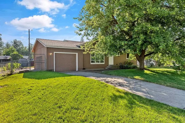 535 S Pineview Dr, Medical Lake, WA 99022