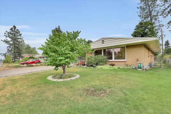3205 W Francis Ave, Spokane, WA 99205