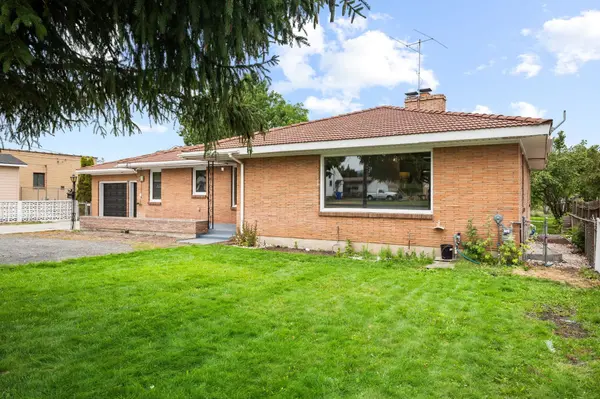 9405 E Broadway Ave, Spokane Valley, WA 99206
