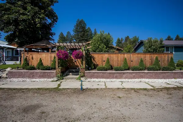 419 S Scott Ave, Newport, WA 99156