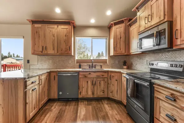 17503 E Mansfield Ave, Spokane Valley, WA 99016