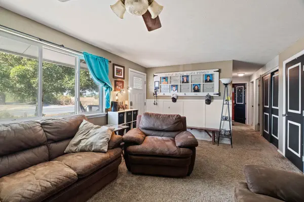 1901 S Garfield Rd, Airway Heights, WA 99001