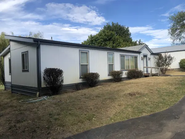 4919 E STONEMAN Rd, Spokane, WA 99217