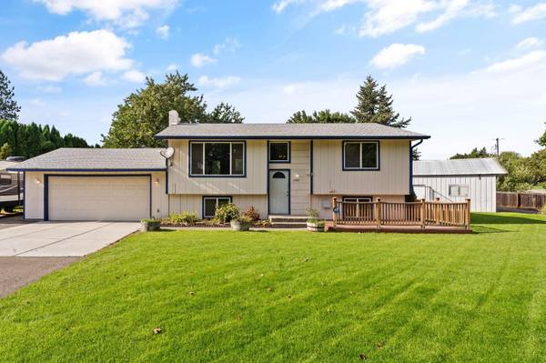 24819 E Cordoba Rd, Newman Lake, WA 99025