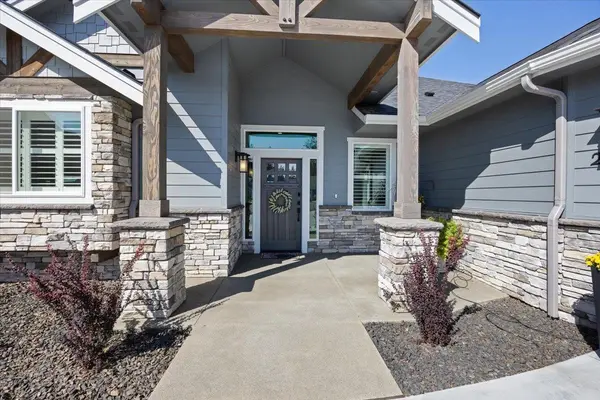 2412 S Appletree Ct, Spokane, WA 99203