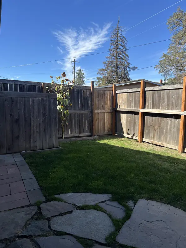 508 W 4th St, Sprague, WA 99032