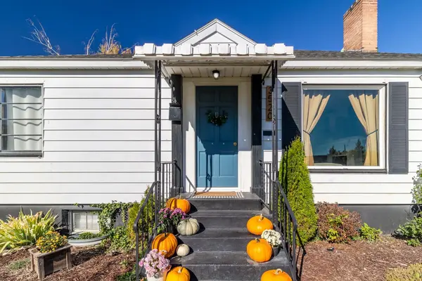3520 W Garland Ave, Spokane, WA 99205