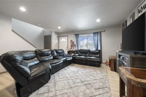 1611 W Augusta Ave #1613, Spokane, WA 99205