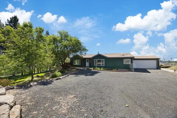 16413 W Lakeside Dr, Medical Lake, WA 99022