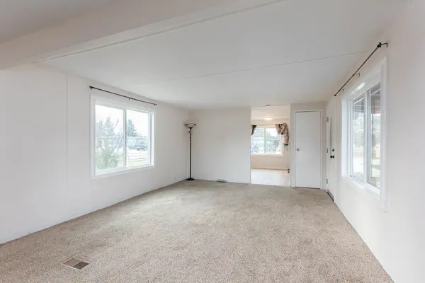40414 N Newport #30 Hwy ##30, Elk, WA 99009