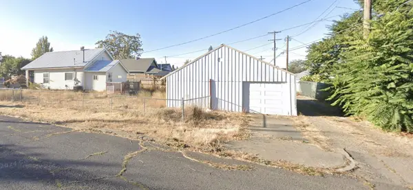 1873 E Marshall Ave, Spokane, WA 99207