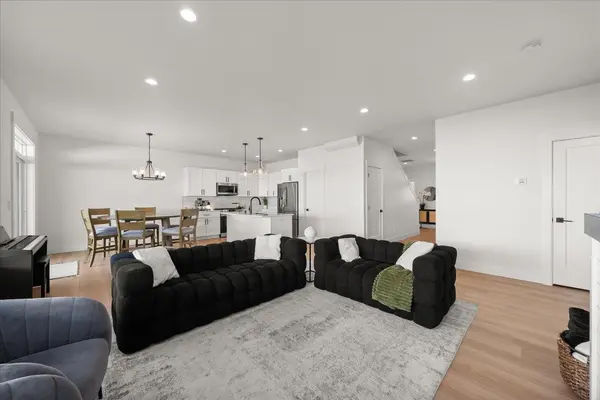 9917 E Sharp Ln, Spokane Valley, WA 99206