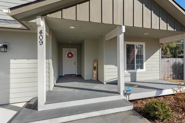 409 S Margaret Ave, Deer Park, WA 99003