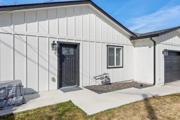 4404 N Howard St, Spokane, WA 99205