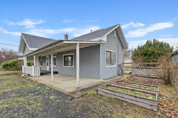 2015 N Belt St, Spokane, WA 99205