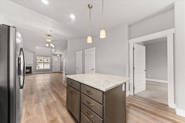 1533 E Marilyn Cir Deer Park, WA 99006