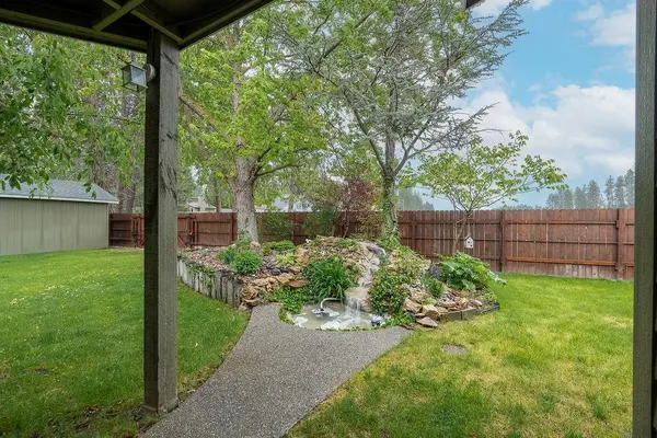 15104 N Ferrall St, Mead, WA 99021