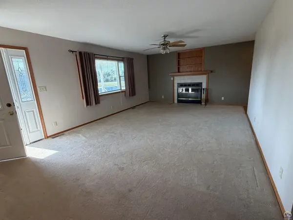 403 Gary St, Burlington, KS 66839