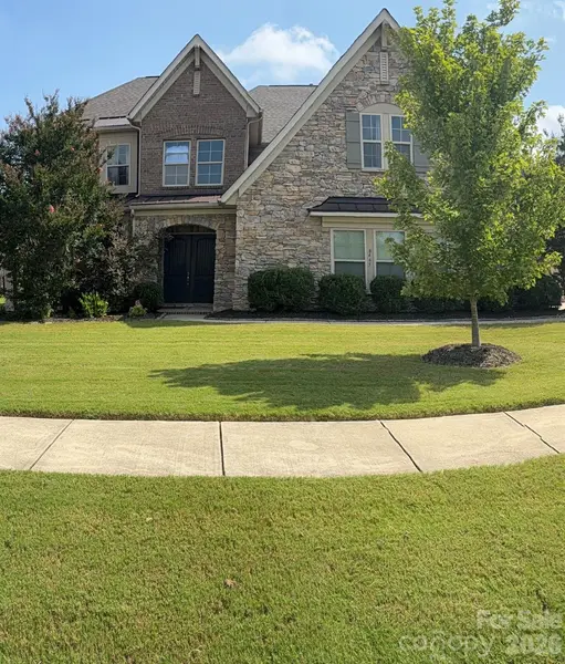 8465 Blume Pkwy, Harrisburg, NC 28075