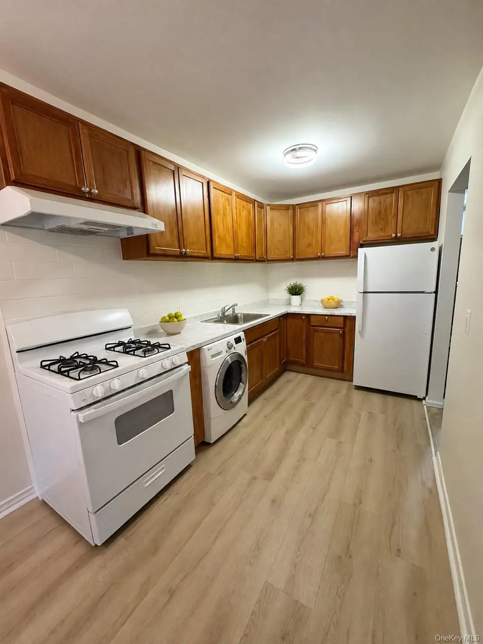 4027 74th ST #2, Elmhurst, NY 11373