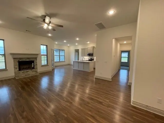 1150 Kelly Farms Rd, Edmond, OK 73025