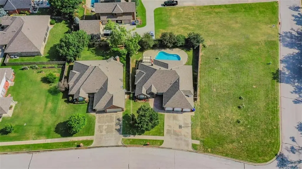 3205 Scotts BLF, Norman, OK 73072