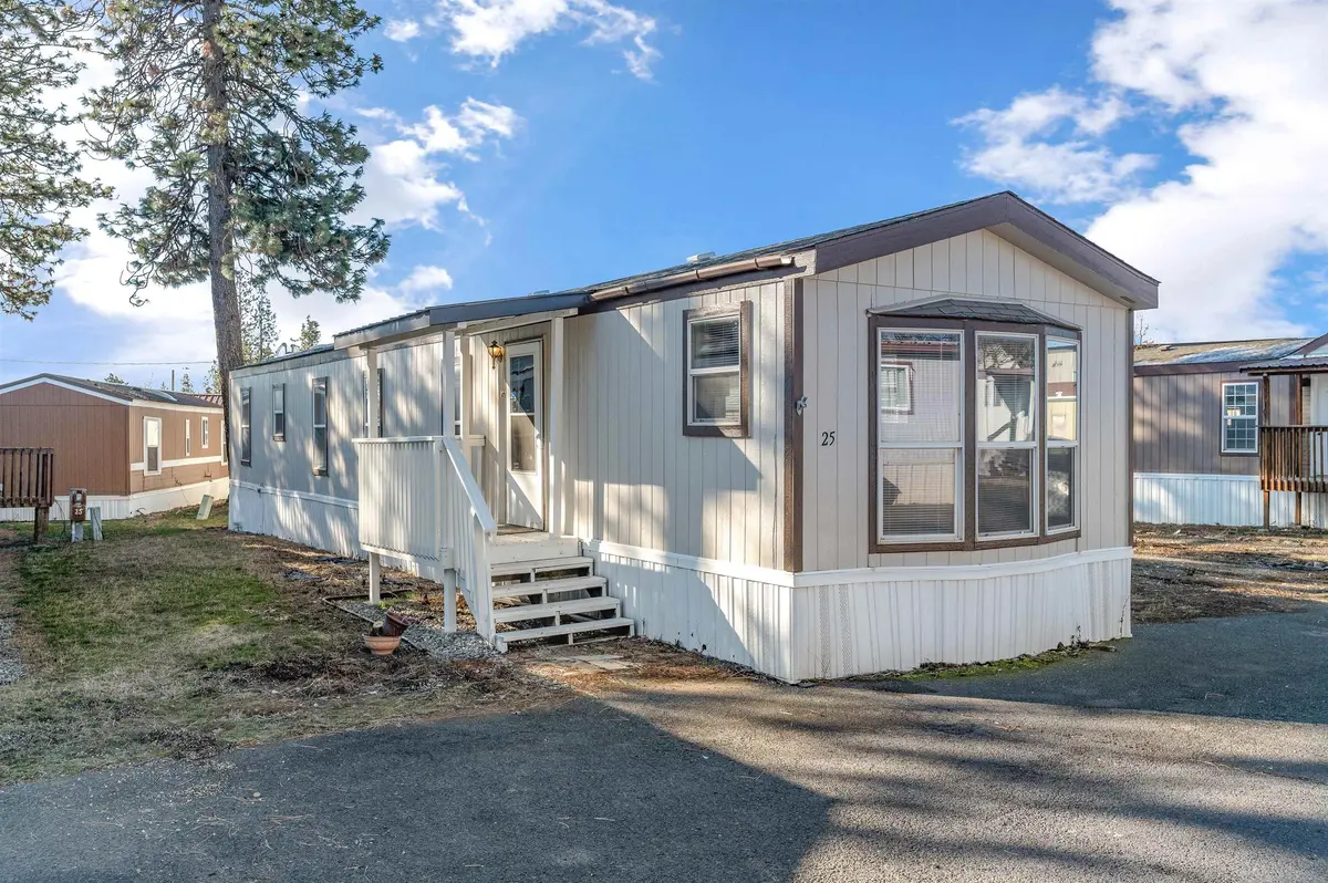 840 W 1st Ave #25, Cheney, WA 99004