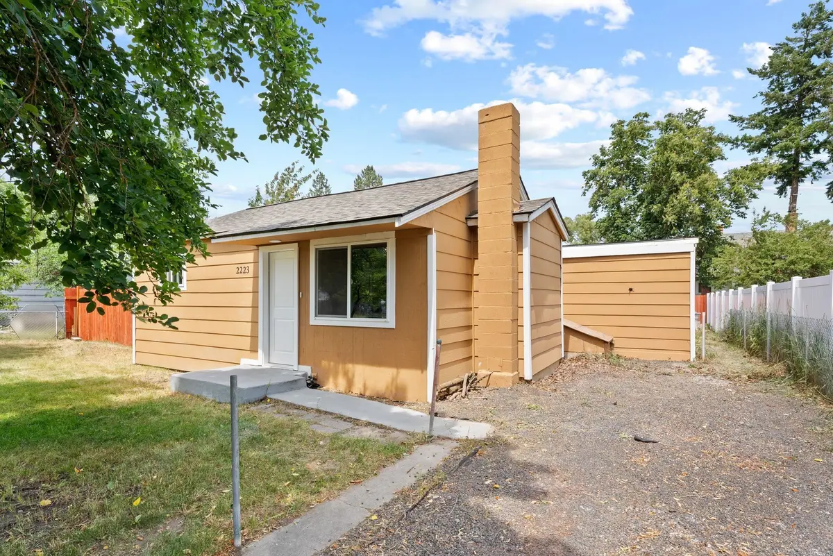 2223 E Weile Ave, Spokane, WA 99217
