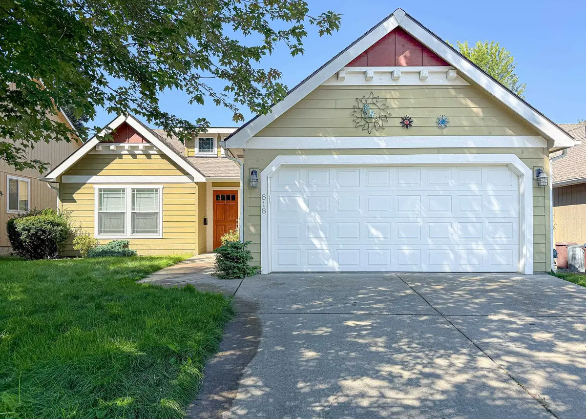 818 S MAYHEW Ln, Spokane Valley, WA 99216