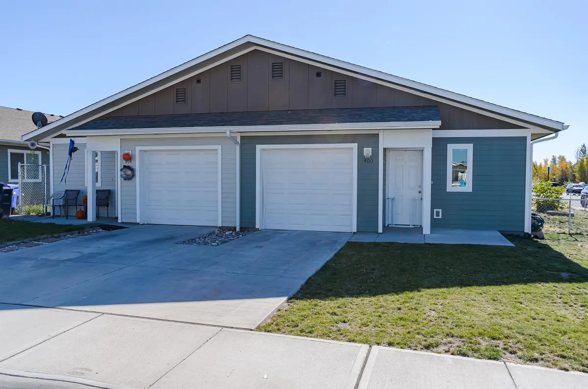 400 E E J St, Deer Park, WA 99006