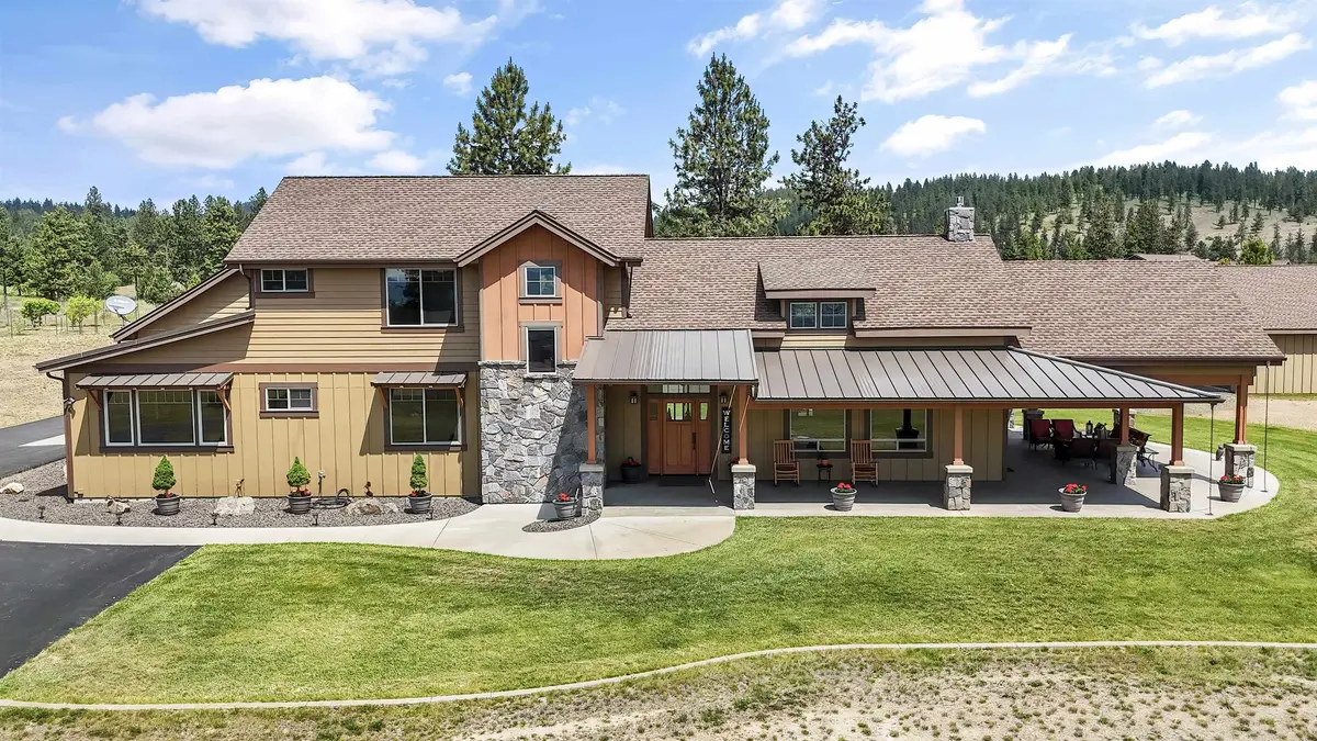 21617 E Harvard Vistas Ln, Newman Lake, WA 99025