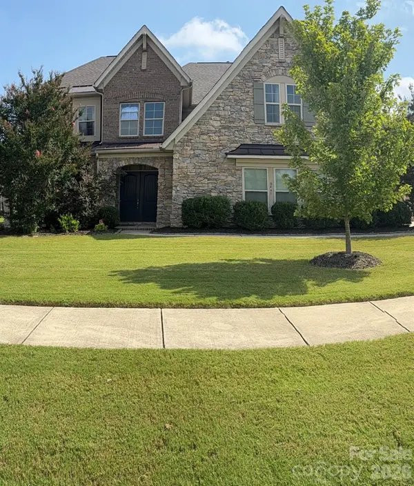 8465 Blume Pkwy #8, Harrisburg, NC 28075