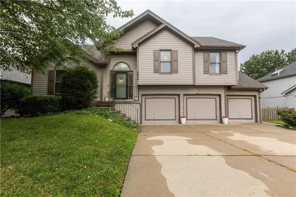 8804 N Anita AVE, Kansas City, MO 64154