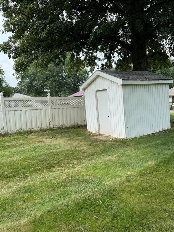 1210 Lipper AVE, Higginsville, MO 64037