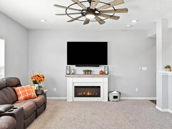 2353 Prophetstown RD, Avon, IN 46123