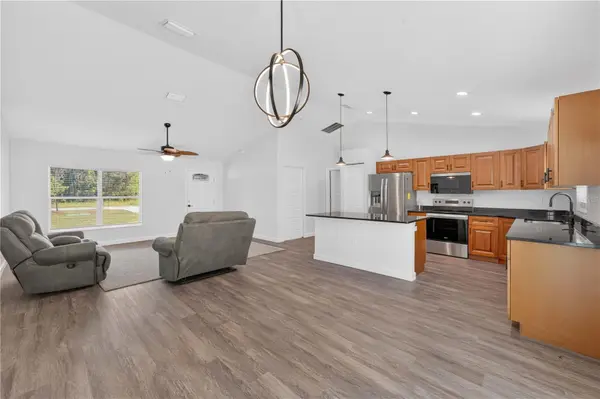 138 FISHER RUN, Ocklawaha, FL 32179