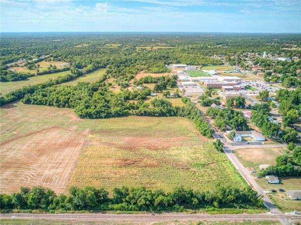 SW 2nd ST, Jones, OK 73049