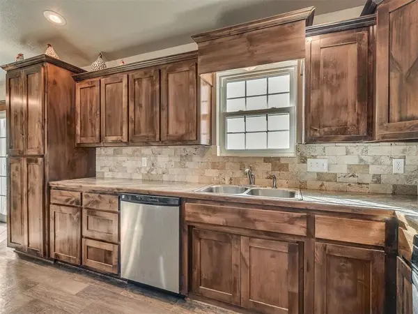39508 Fishmarket RD, Wanette, OK 74878