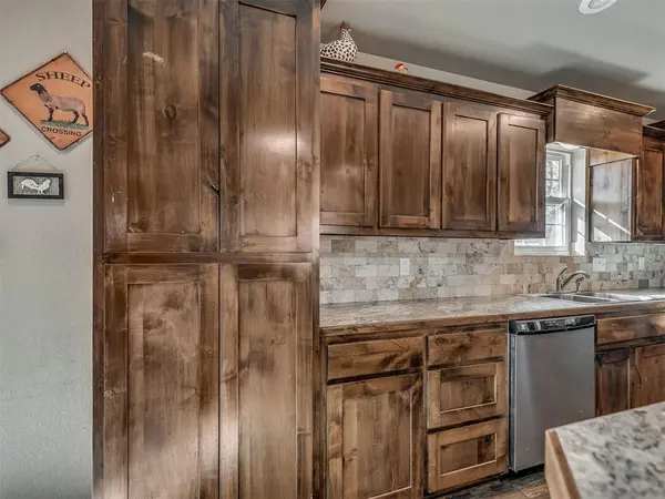 39508 Fishmarket RD, Wanette, OK 74878