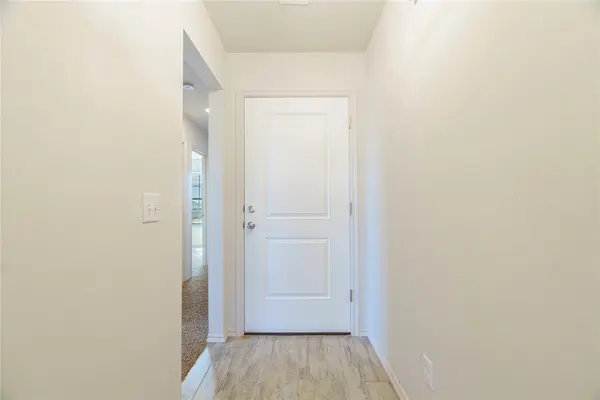 1916 Eli AVE, Tuttle, OK 73089