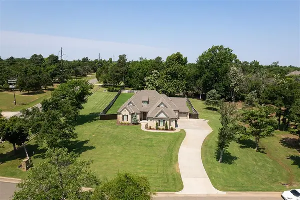 1553 Pine Meadow, Choctaw, OK 73020