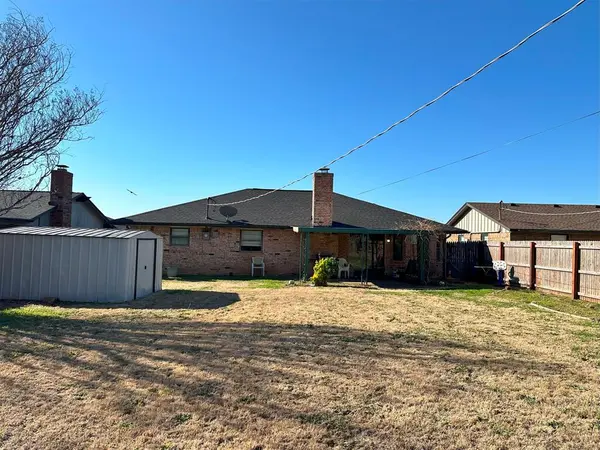 2525 SW 82nd ST, Oklahoma City, OK 73159