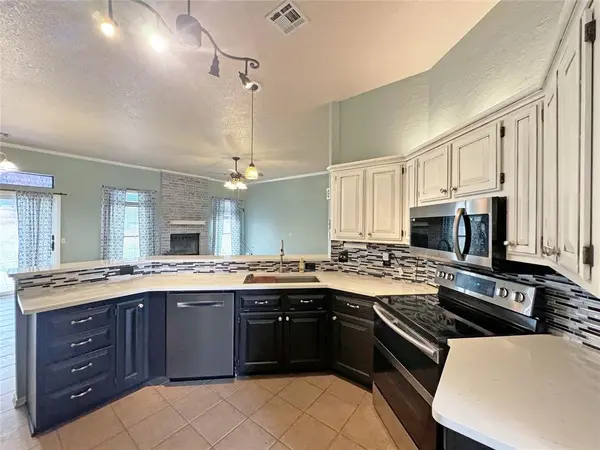 6916 NW 130th ST, Oklahoma City, OK 73142