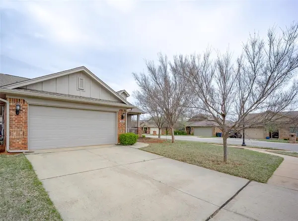 903 Clingmans Dome RD, Norman, OK 73069