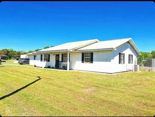 301 Dove LN, Colbert, OK 74733