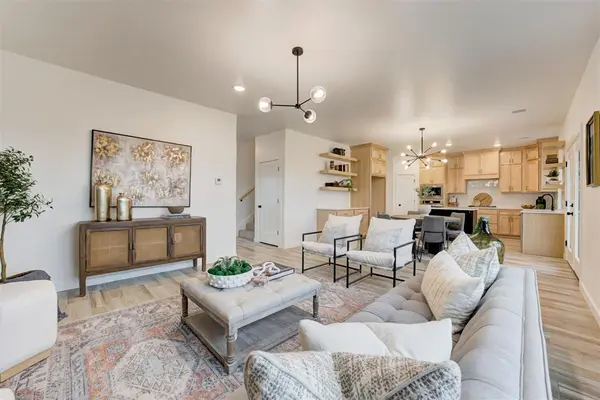 18508 Autumn Grove DR, Edmond, OK 73012